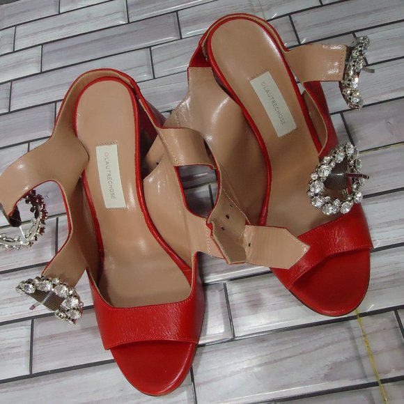 SIZE 37. L'Autrechose Chose crystal buckle leather sandals. - Picture 11 of 16